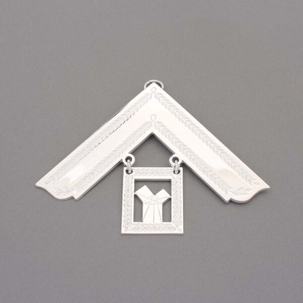 Craft Past Master Collar Jewel